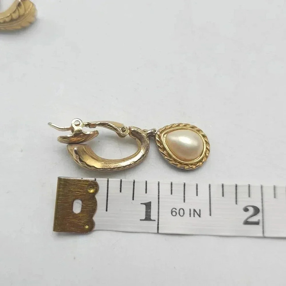 Vintage Trifari Clip-On Earrings With Faux Pearls & Gold-Tone Finish - Picture 4 of 4